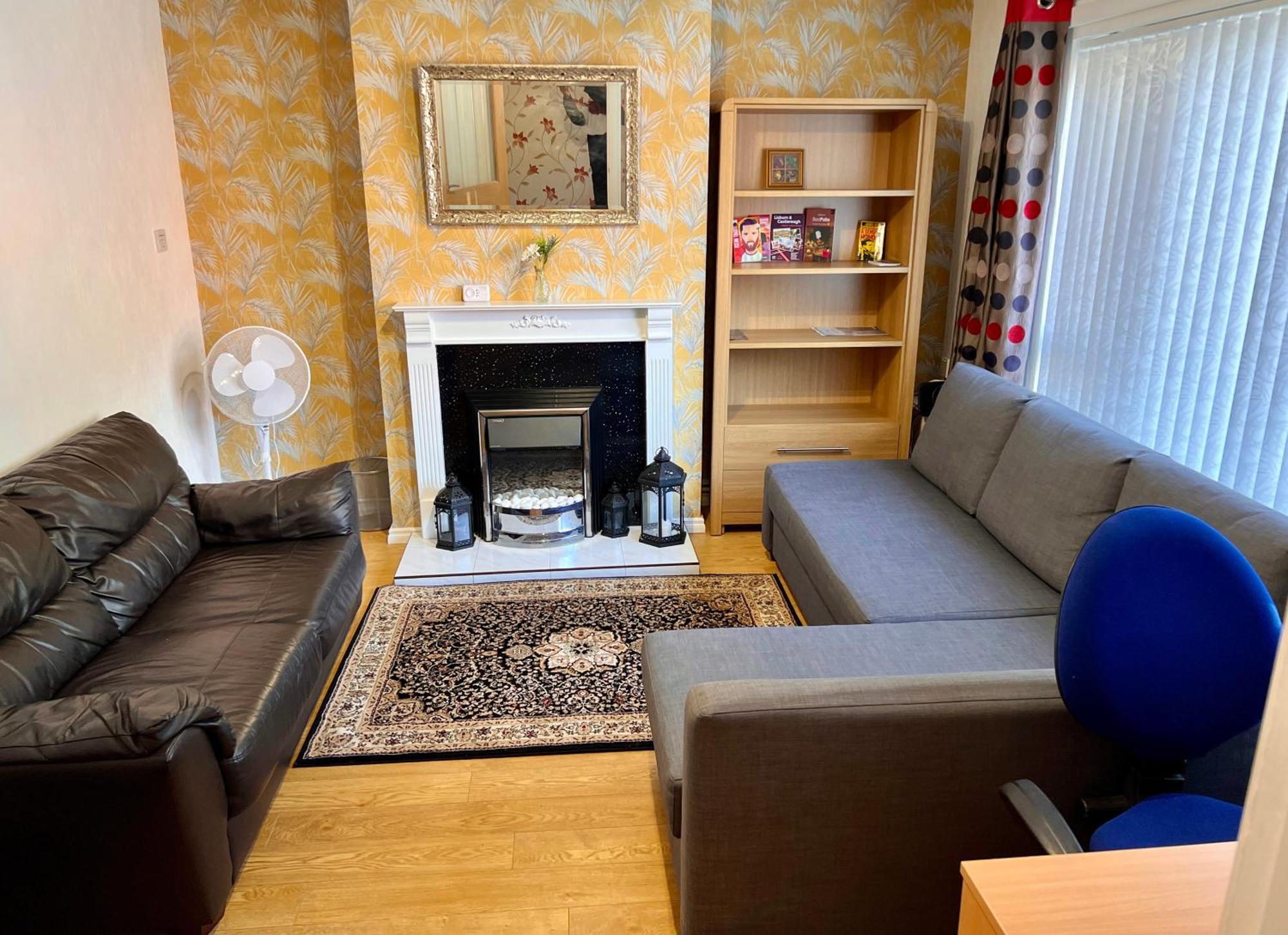 3 Bedroom House Near City Centre 贝尔法斯特 外观 照片